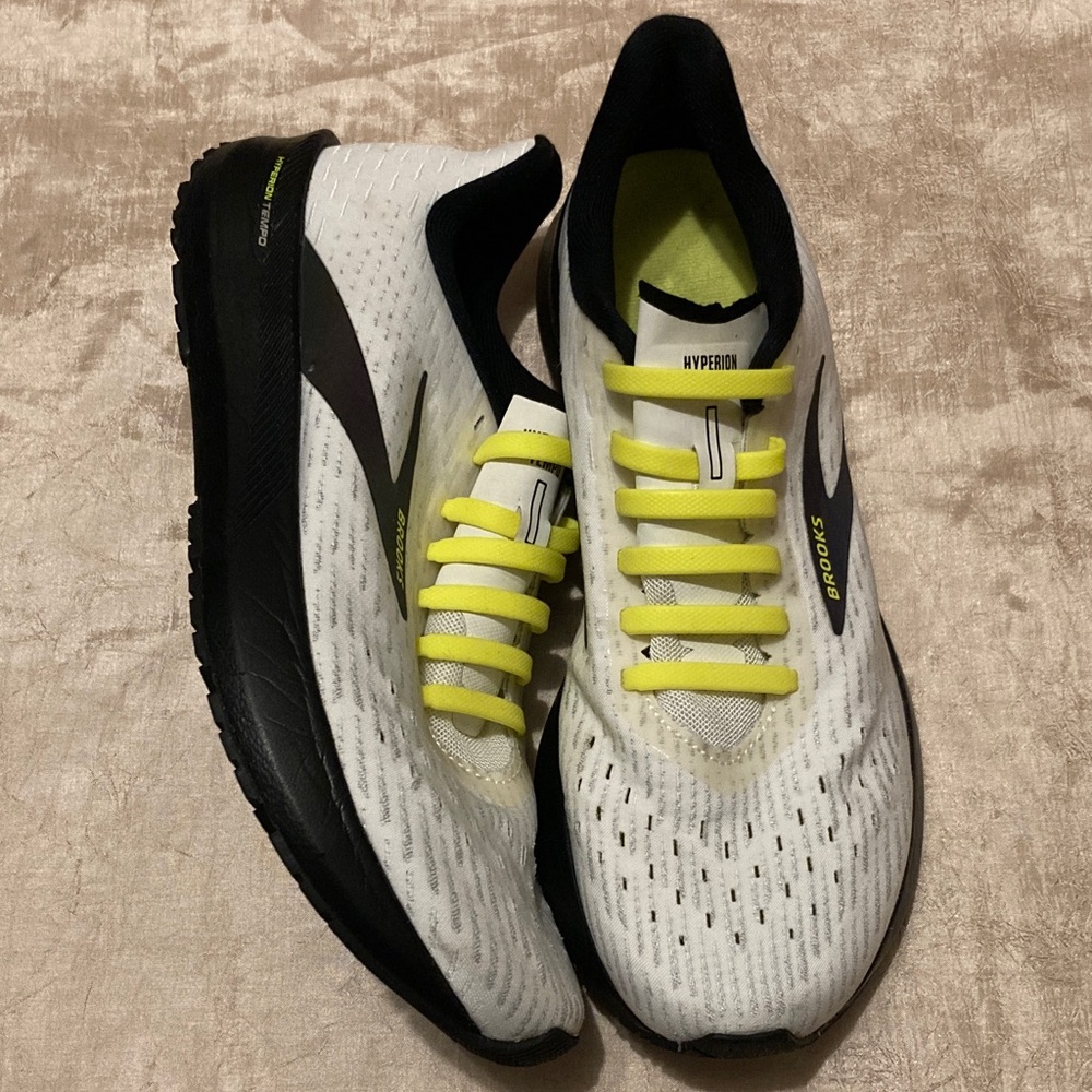 Brooks Hyperion Tempo Running Shoes Size 10.5